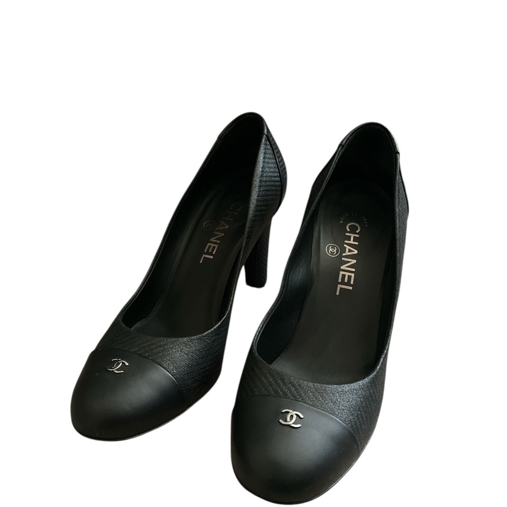 Chanel Black Heels Classic Elegance
